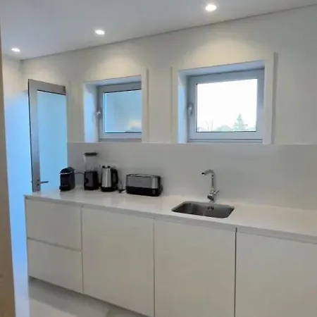 Brittos Lovely - Prime