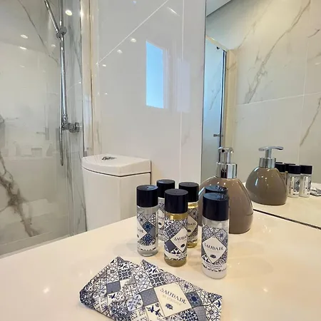 Brittos Lovely - Prime